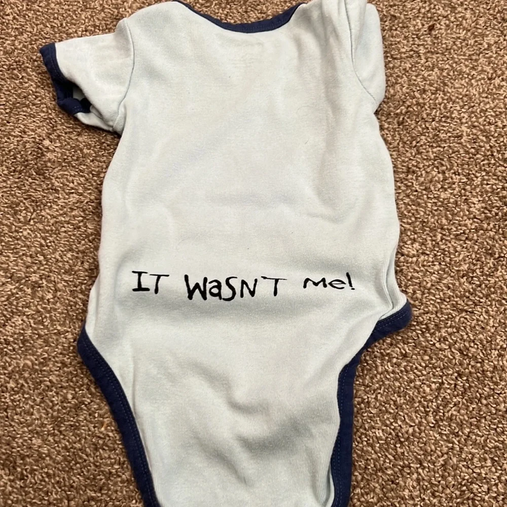 Onsie - Picture 2 of 2